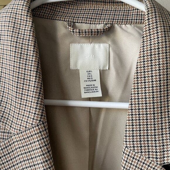 Women’s H&M Checked Double-Breasted Blazer – Size L - Picture 3 of 5